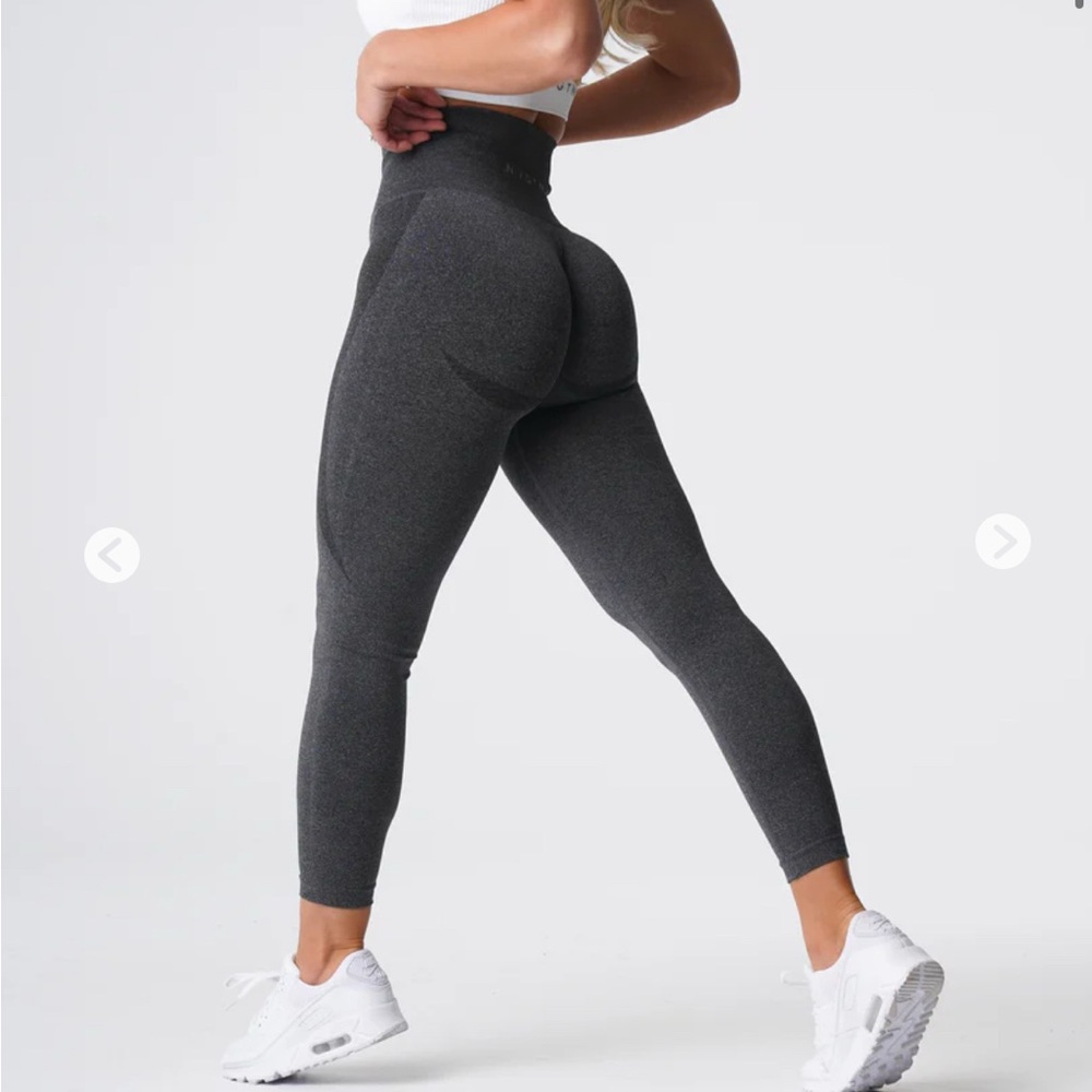 NVGTN Dark Gray High-Waisted Leggings